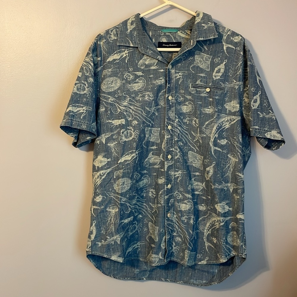 Tommy Bahama Sea Life Chambray Denim Button Down Shirt size L